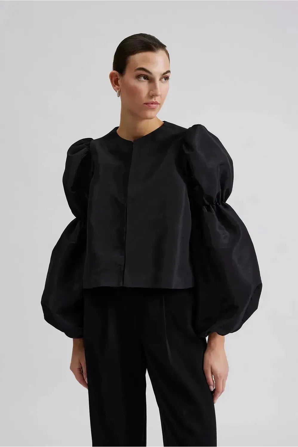 Zoey Pouf Sleeve Blouse-Black